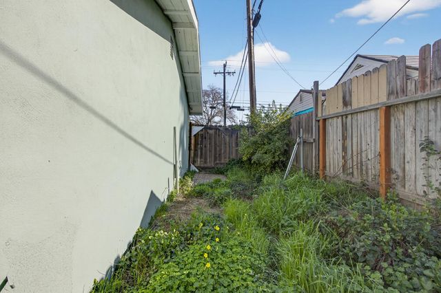 5609 San Juan Ave, Citrus Heights, CA 95610