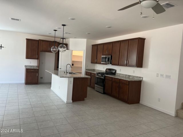 13857 S 177TH Avenue, Goodyear, AZ 85338