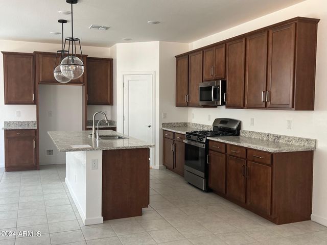 13857 S 177TH Avenue, Goodyear, AZ 85338