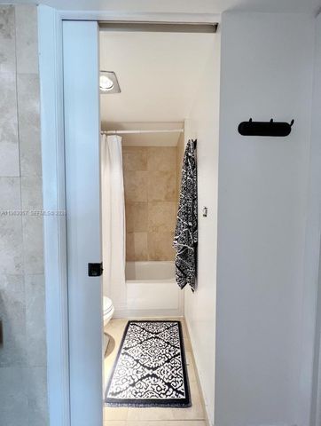 1111 Crandon Blvd A1205, Key Biscayne, FL 33149