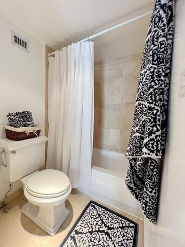 1111 Crandon Blvd A1205, Key Biscayne, FL 33149