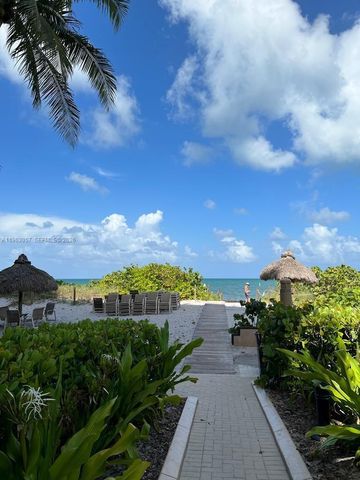 1111 Crandon Blvd A1205, Key Biscayne, FL 33149