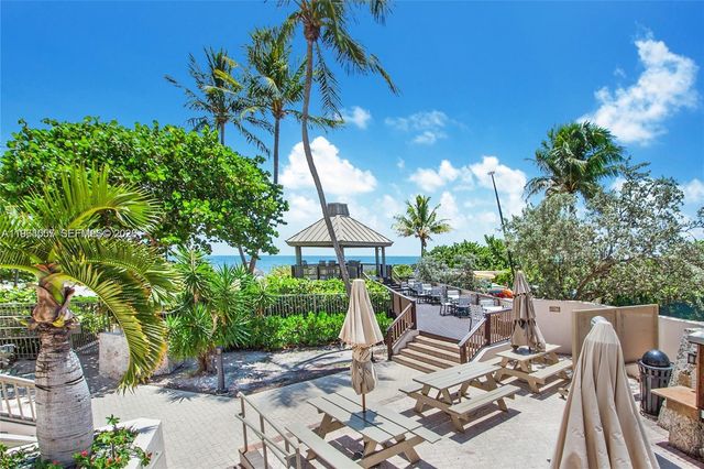 1111 Crandon Blvd A1205, Key Biscayne, FL 33149