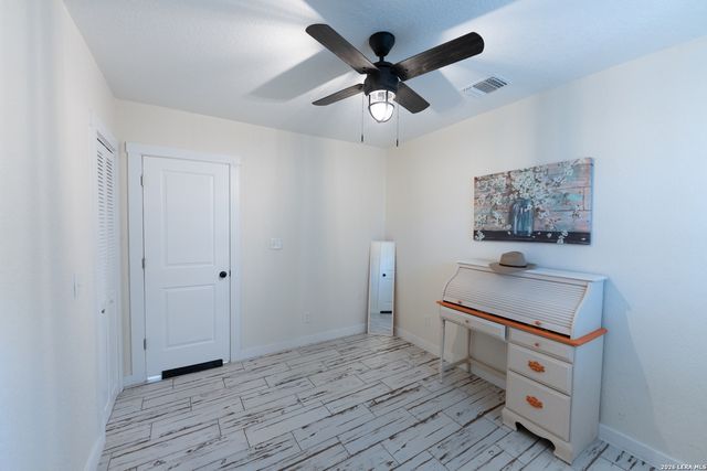 1627 FOREST LAKE DR, Spring Branch, TX 78070