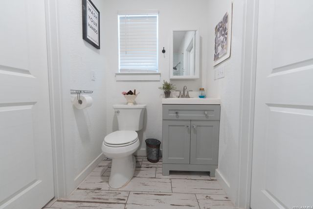 1627 FOREST LAKE DR, Spring Branch, TX 78070