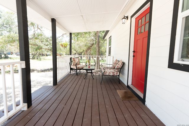 1627 FOREST LAKE DR, Spring Branch, TX 78070