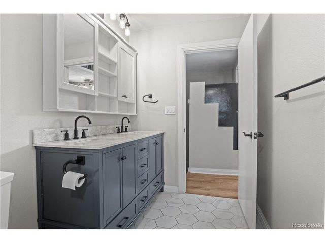 4058 S Lincoln St, Englewood, CO 80113
