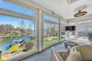 73 Windmere TRL, Moneta, VA 24121