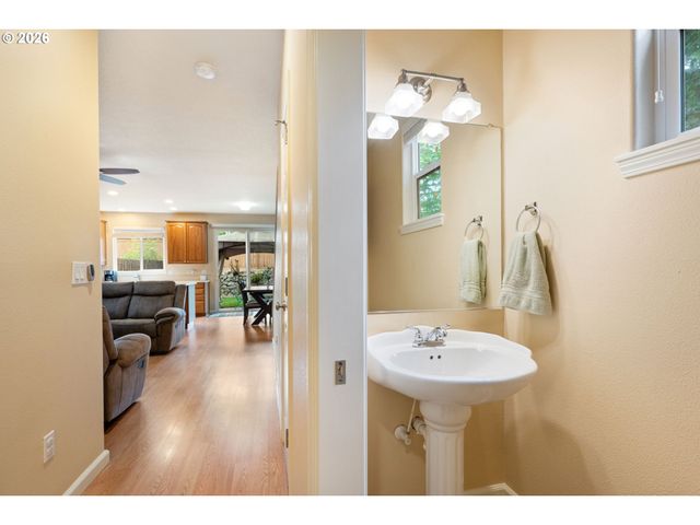 18375 Se TROLLEY Ln, Milwaukie, OR 97267