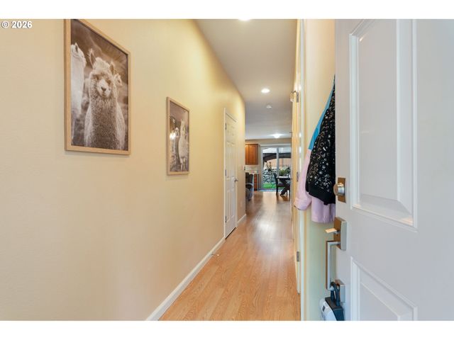 18375 Se TROLLEY Ln, Milwaukie, OR 97267