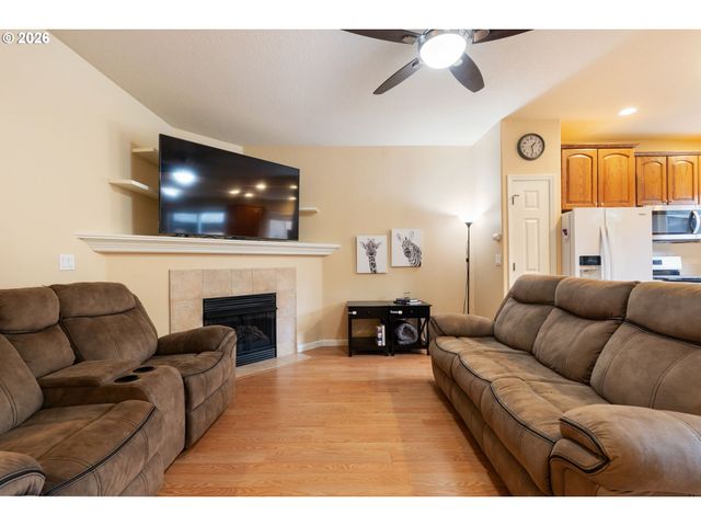 18375 Se TROLLEY Ln, Milwaukie, OR 97267