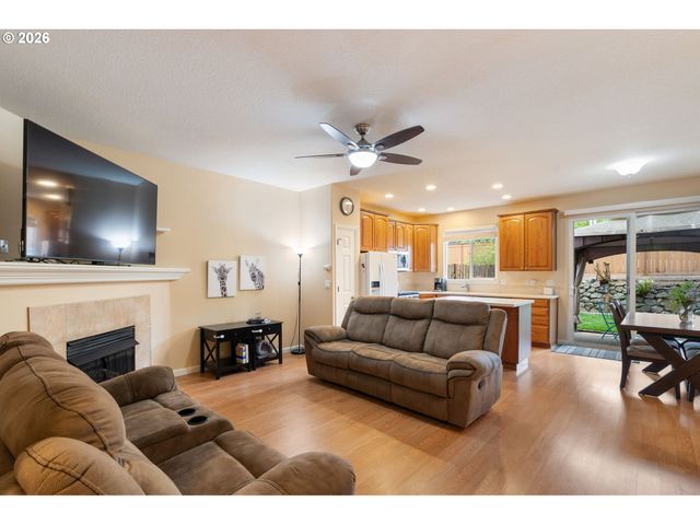 18375 Se TROLLEY Ln, Milwaukie, OR 97267