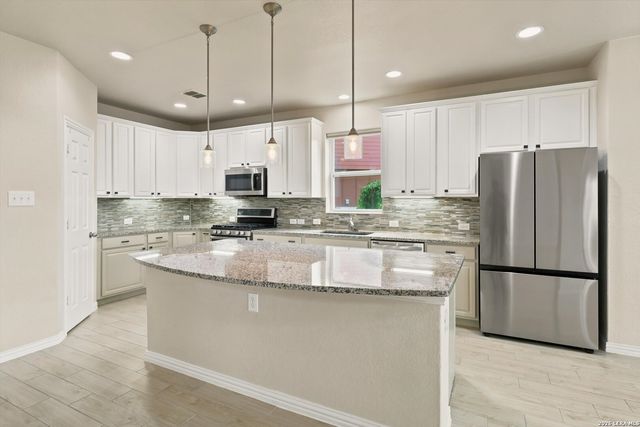 12025 Vignette, Schertz, TX 78154
