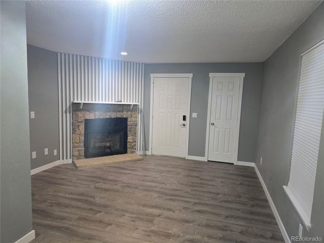 922 S Dearborn Way 2, Aurora, CO 80012