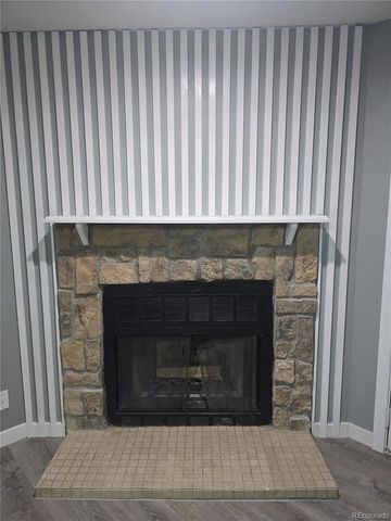 922 S Dearborn Way 2, Aurora, CO 80012