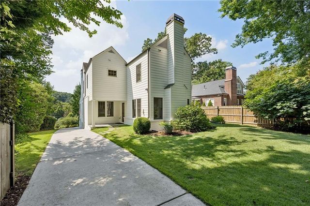 521 Collier NW Road, Atlanta, GA 30318