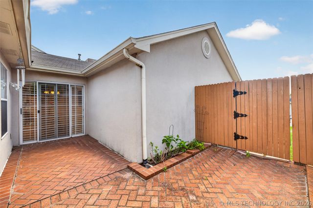 8412 S 84th East Avenue, Tulsa, OK 74133