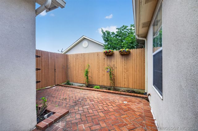 8412 S 84th East Avenue, Tulsa, OK 74133