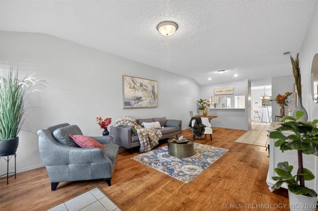 8412 S 84th East Avenue, Tulsa, OK 74133