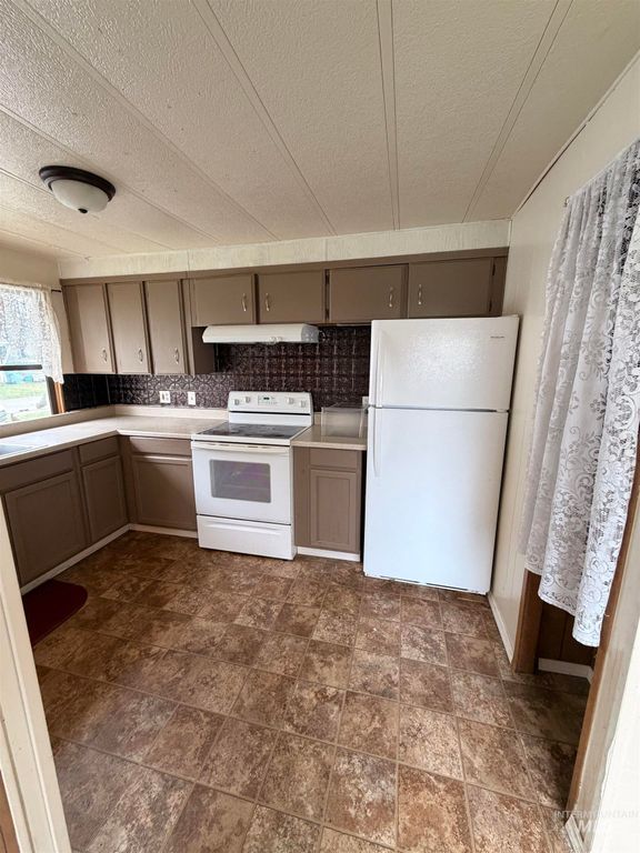 8395 W Meadowbrook Circle 137, Rathdrum, ID 83858 photo 11