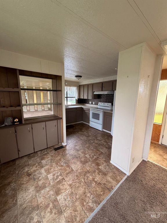 8395 W Meadowbrook Circle 137, Rathdrum, ID 83858 photo 13