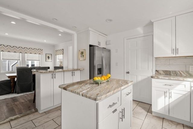 23 Lake St, Natick, MA 01760