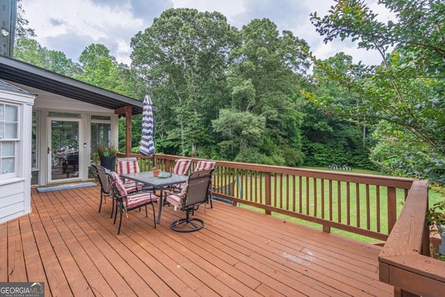 3442 Inns Brook Way, Snellville, GA 30039