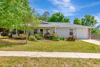 3613 Burton Circle, Navarre, FL 32566