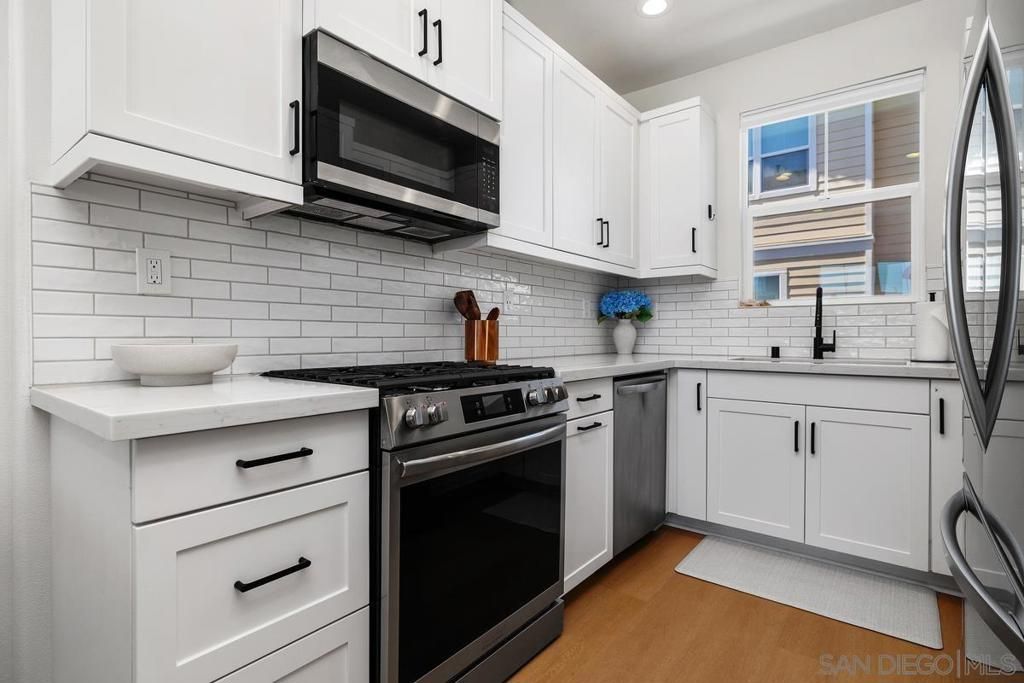 Image 12 of property listing at 523 Sandpiper, Imperial Beach, CA 91932