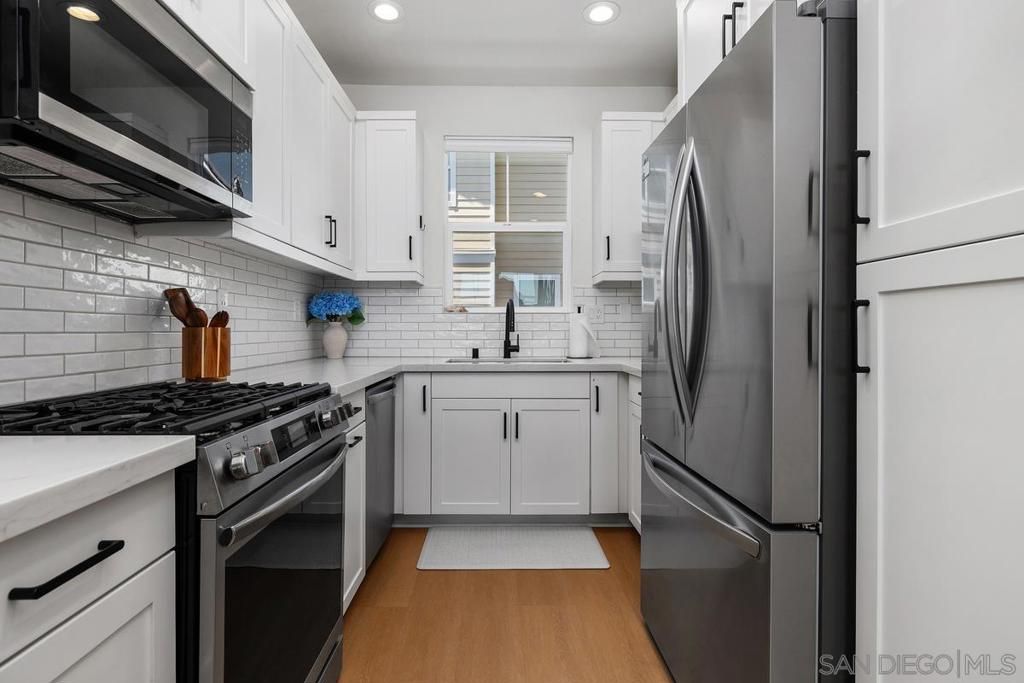 Image 13 of property listing at 523 Sandpiper, Imperial Beach, CA 91932
