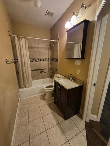 8161 Snowden Street, Houston, TX 77028