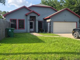 8161 Snowden Street, Houston, TX 77028