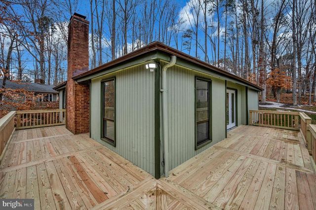 1201 EASTOVER PKWY, Locust Grove, VA 22508