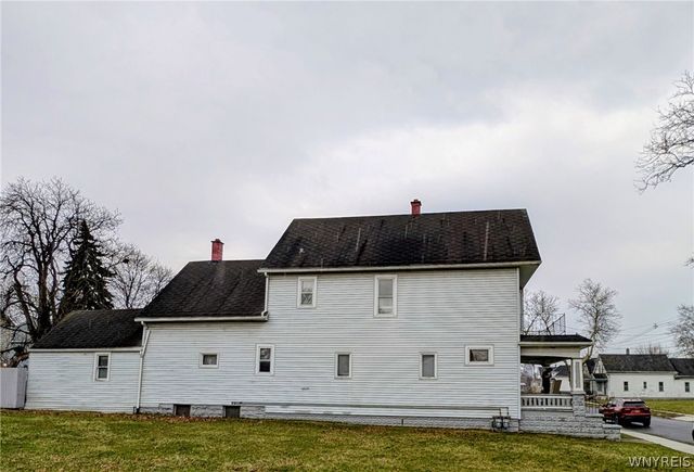 49 Howlett Street, Buffalo, NY 14211