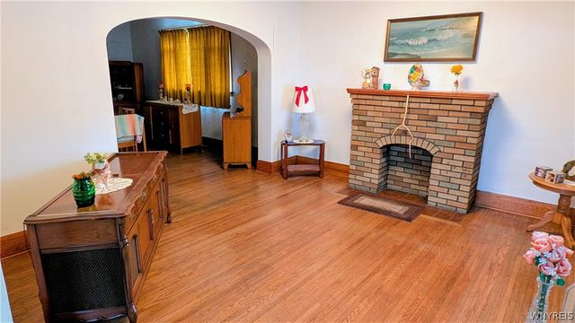 49 Howlett Street, Buffalo, NY 14211