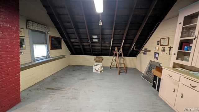 49 Howlett Street, Buffalo, NY 14211