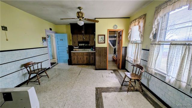 49 Howlett Street, Buffalo, NY 14211