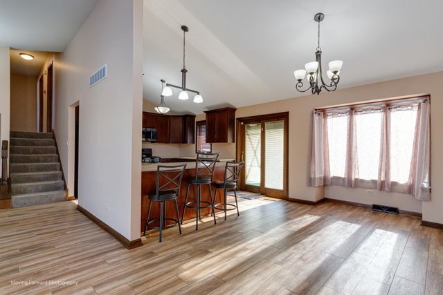 940 Old Beach Road, Dyer, IN 46311