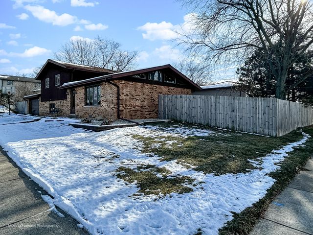 940 Old Beach Road, Dyer, IN 46311