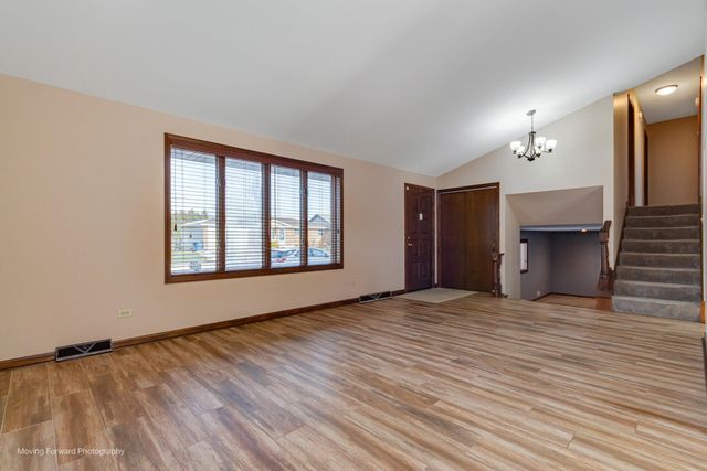 940 Old Beach Road, Dyer, IN 46311