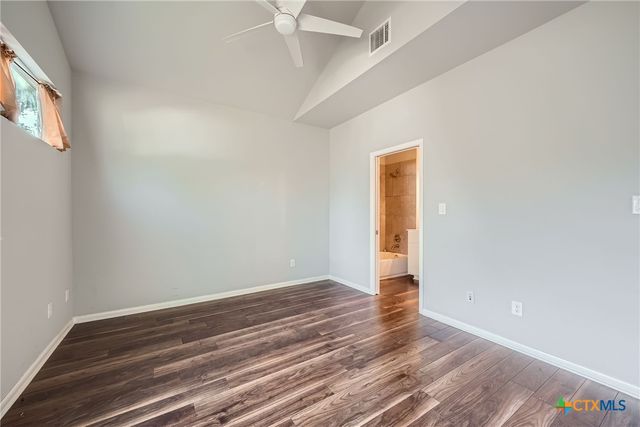 507 Venture Boulevard, Point Venture, TX 78645