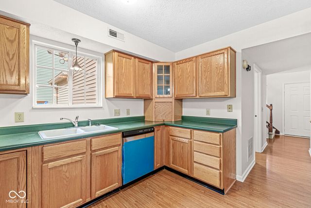 5121 Brookstone Lane, Indianapolis, IN 46268