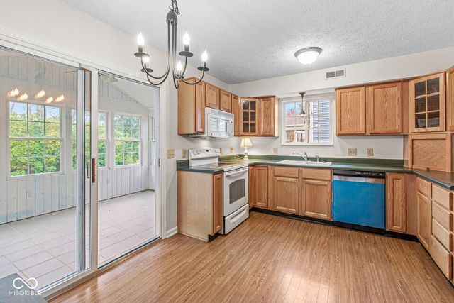 5121 Brookstone Lane, Indianapolis, IN 46268