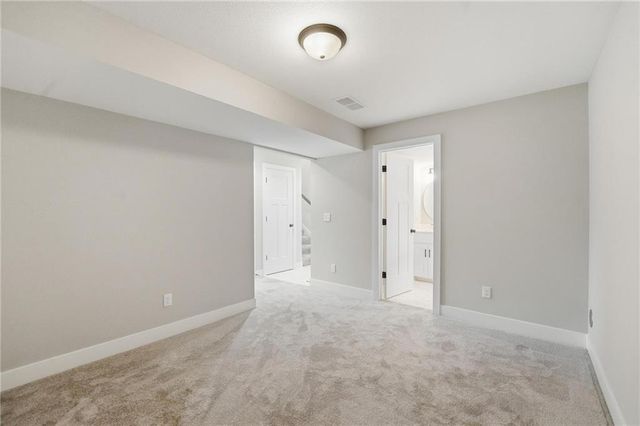 507 SW Meadowood Drive, Grain Valley, MO 64029