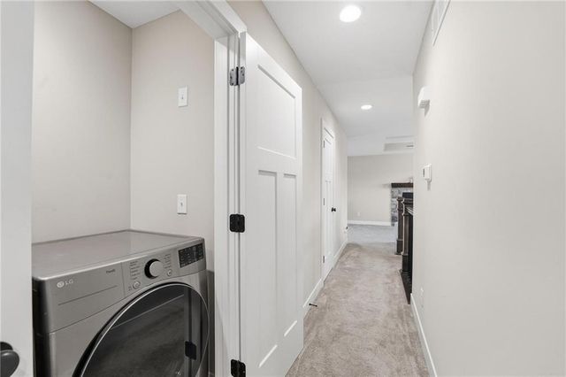 507 SW Meadowood Drive, Grain Valley, MO 64029