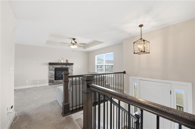 507 SW Meadowood Drive, Grain Valley, MO 64029