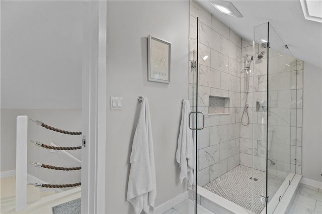 68 Roseneath Avenue, Newport, RI 02840