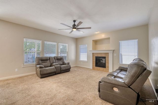 2515 N Chatterton, Meridian, ID 83646