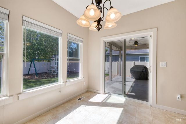 2515 N Chatterton, Meridian, ID 83646