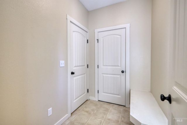 2515 N Chatterton, Meridian, ID 83646